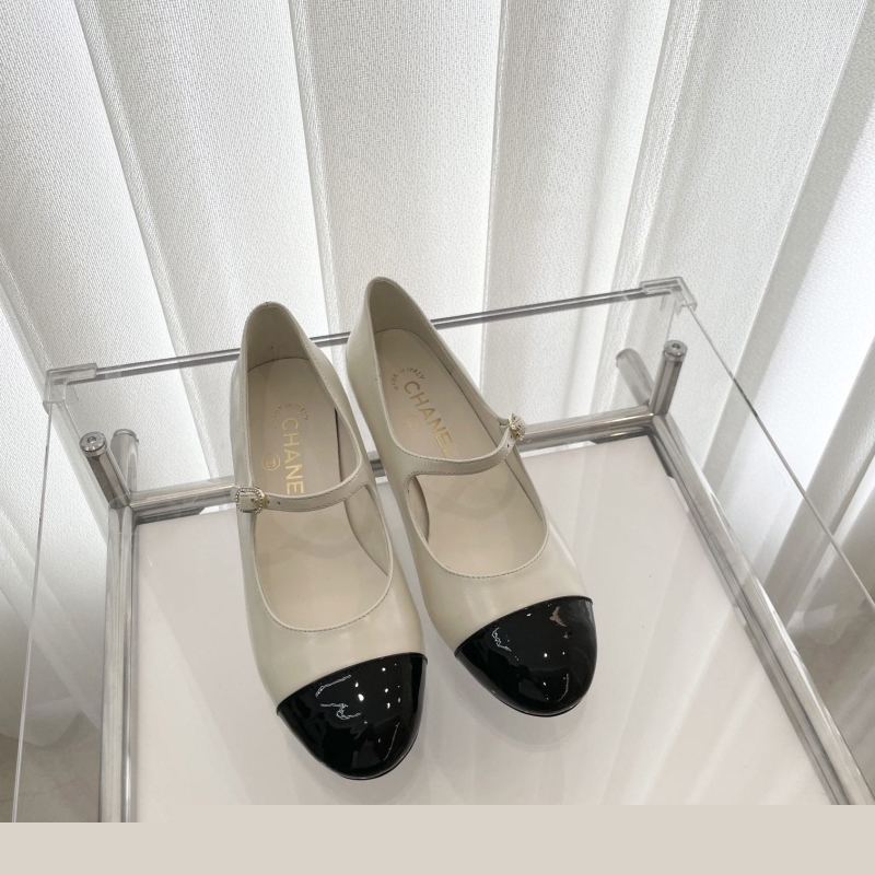 Ch*el high heels